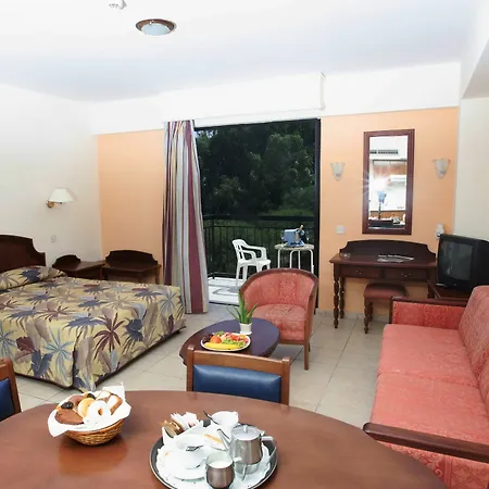 Hotel Tsokkos Gardens 4*